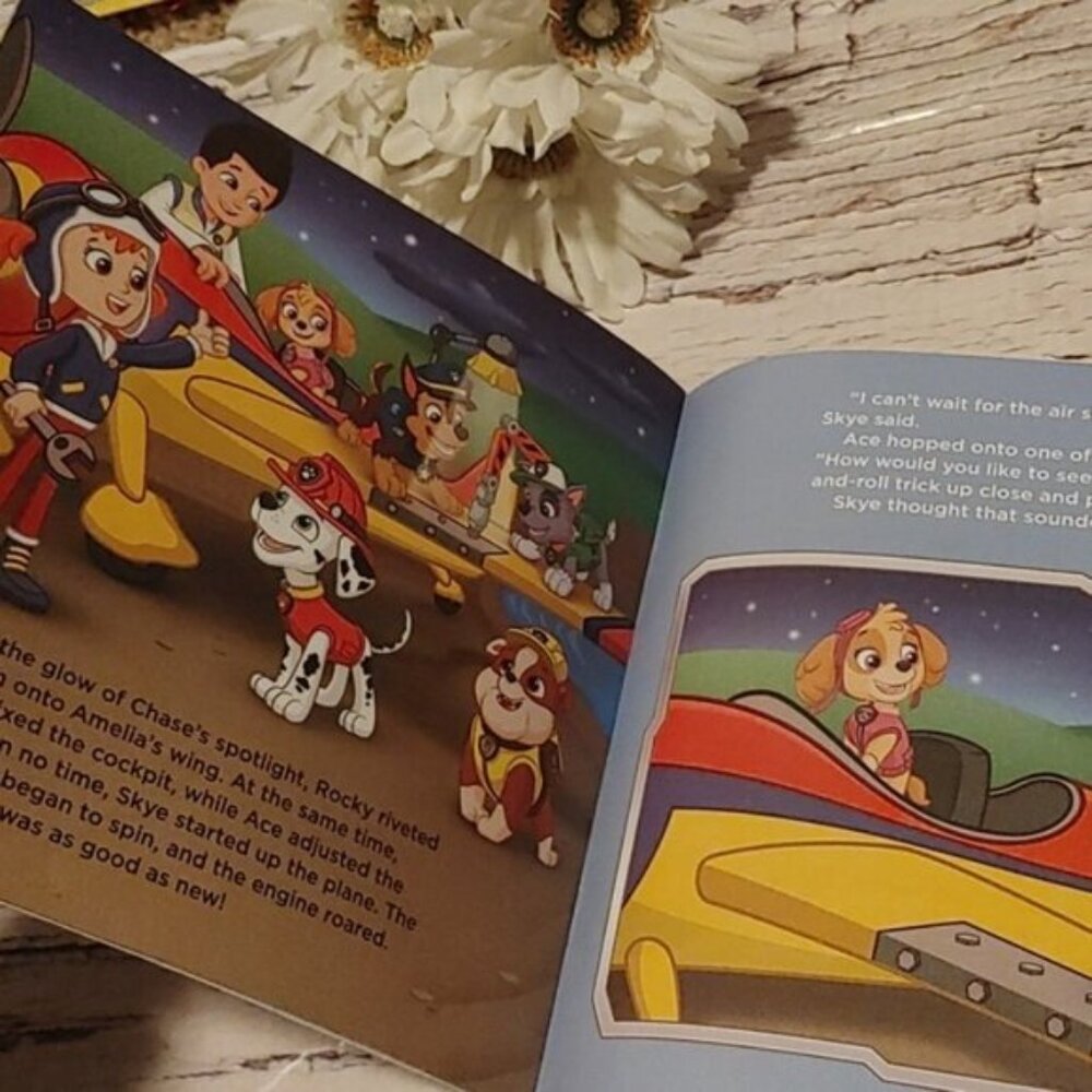 Easy Reader Paw Patrol High Flying Skye paperback children picture book - Picture 2 of 3